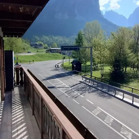 Cozy House And Dolomites View *